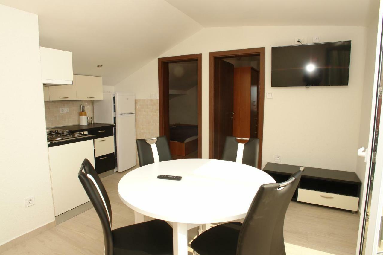 Apartmani Stambuk Mandre Exteriör bild