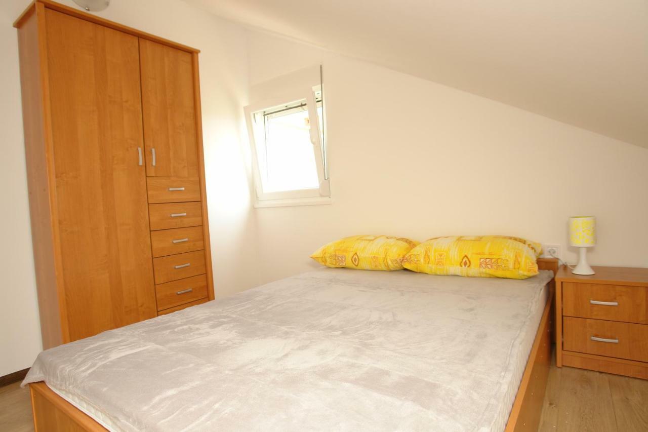 Apartmani Stambuk Mandre Exteriör bild